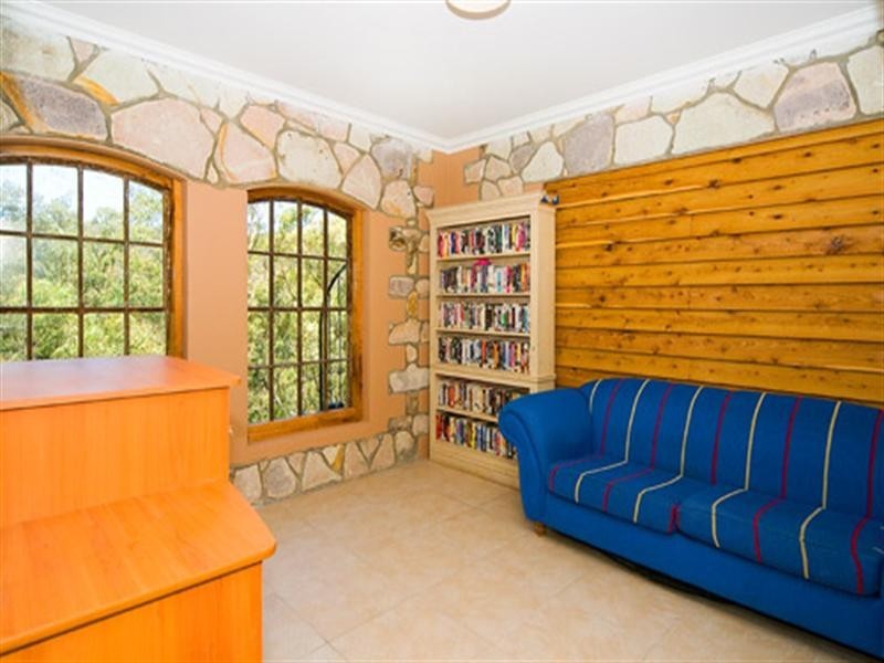 4/906 Upper Brookfield Road, Upper Brookfield QLD 4069