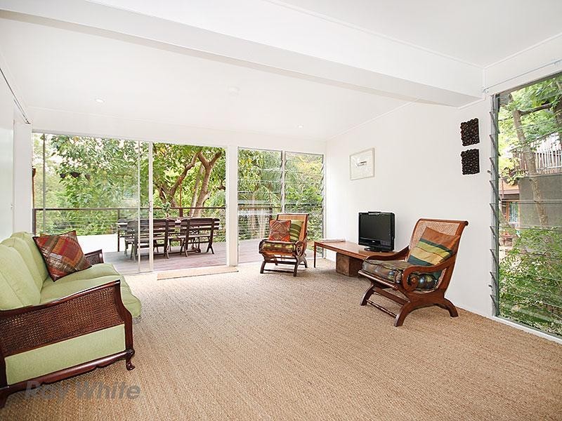 146 Russell Terrace, Indooroopilly QLD 4068