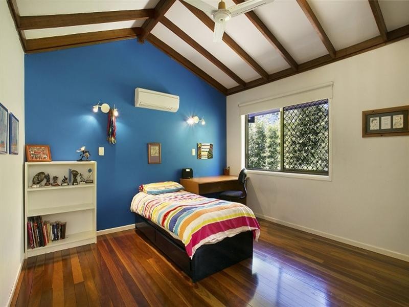 4 Hilliup Street, Westlake QLD 4074