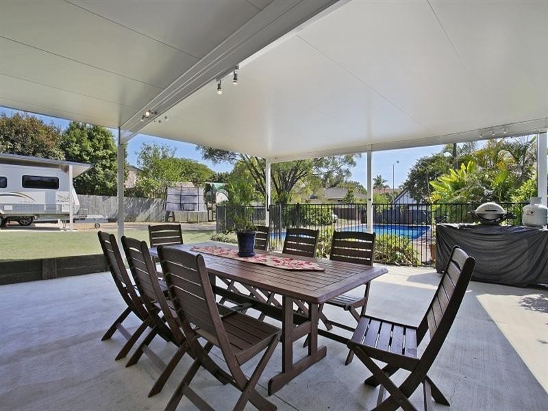 4 Hilliup Street, Westlake QLD 4074