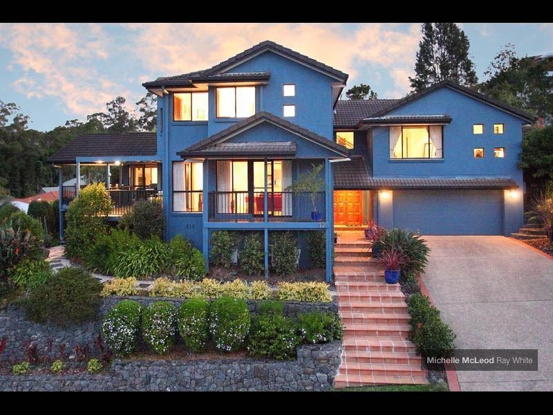 17 Carissa Place, Chapel Hill QLD 4069