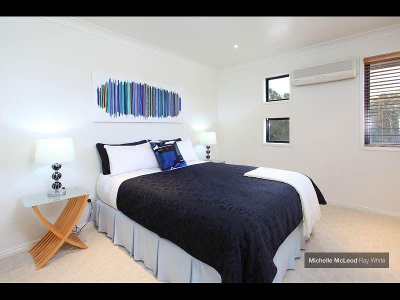 17 Carissa Place, Chapel Hill QLD 4069