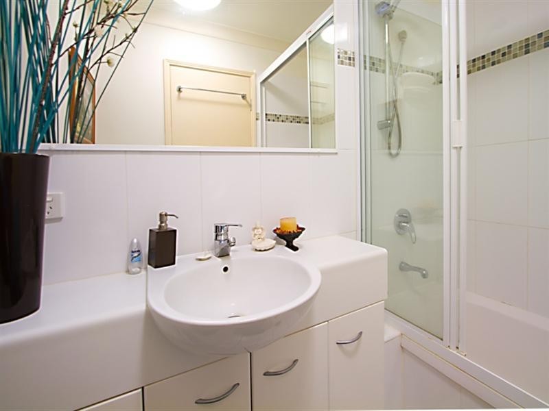 14/360 Simpsons Road, Bardon QLD 4065