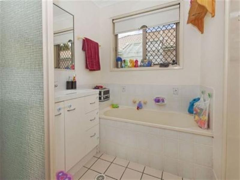 40 Glenside Street, Wavell Heights QLD 4012