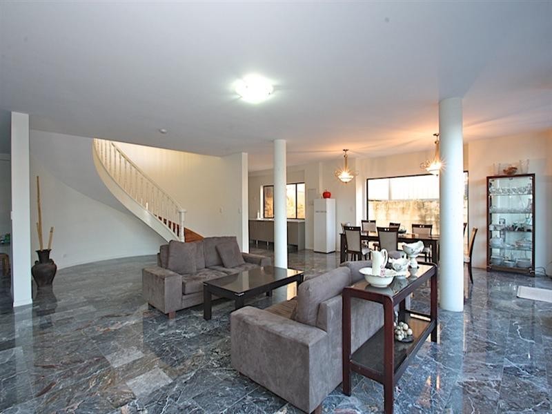 233 Vulture Street, South Brisbane QLD 4101