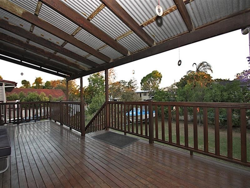 11 Amaroo Street, Archerfield QLD 4108