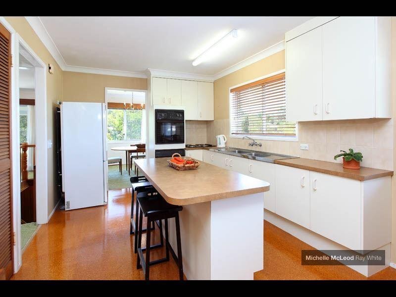 26 Merrilyn Street, Chapel Hill QLD 4069