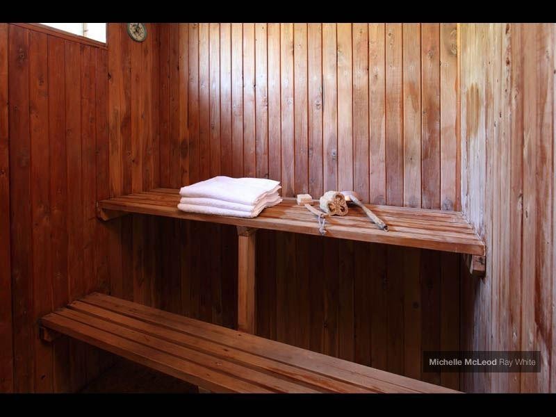 26 Merrilyn Street, Chapel Hill QLD 4069