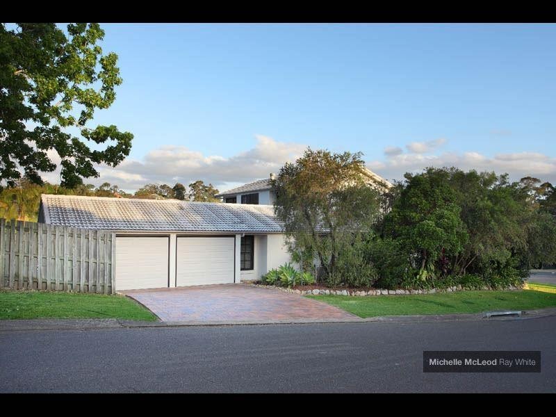 47 Marmindie Street, Chapel Hill QLD 4069