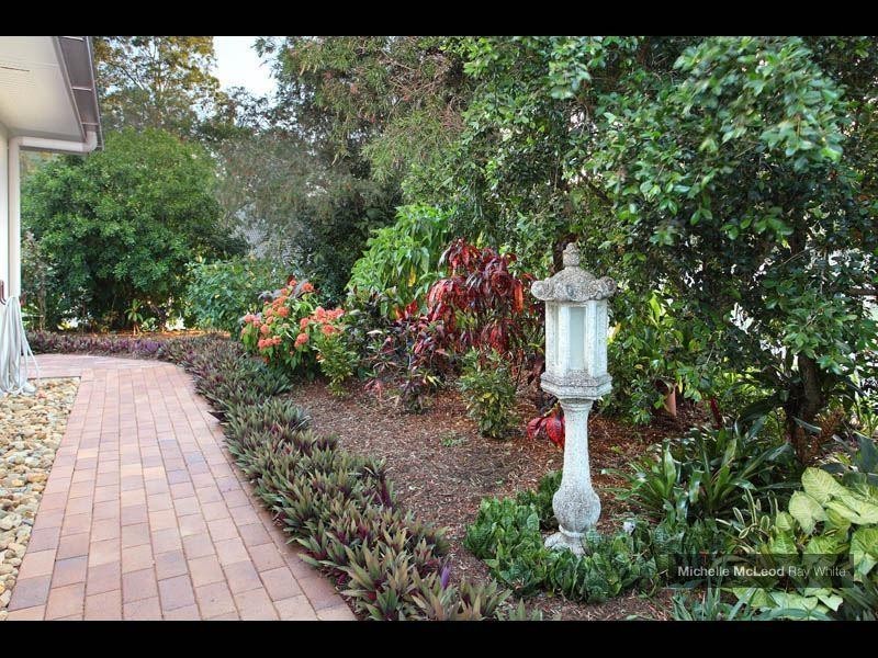 47 Marmindie Street, Chapel Hill QLD 4069