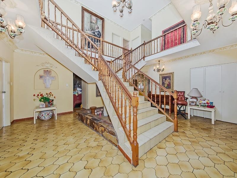 40 Donaldson Street, Greenslopes QLD 4120