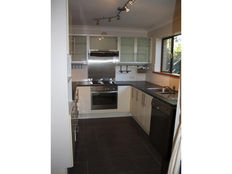 2/20 Lucinda Street, Taringa QLD 4068