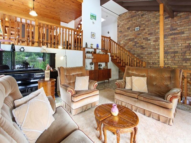 26 Marminde Street, Chapel Hill QLD 4069