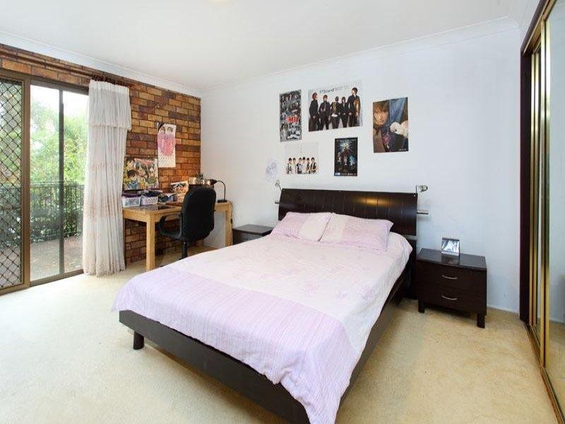 26 Marminde Street, Chapel Hill QLD 4069