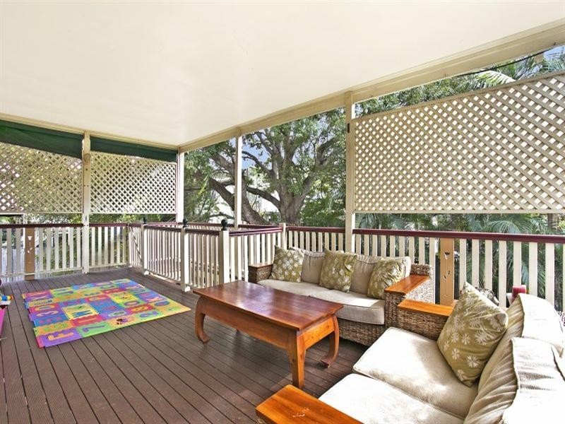 29 Knowles Street, Auchenflower QLD 4066