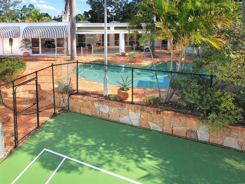 58 Marmindie Street, Chapel Hill QLD 4069