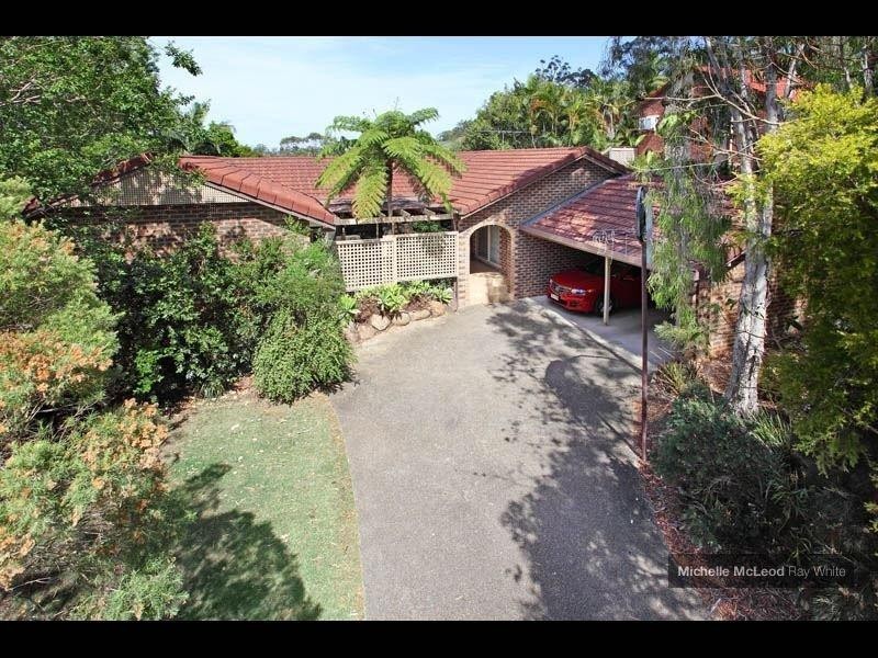 34 Morningview Street, Chapel Hill QLD 4069