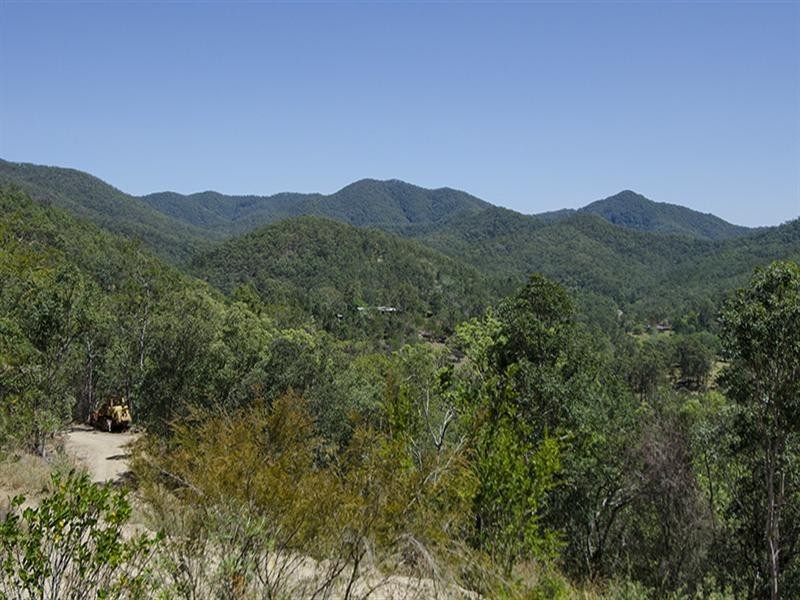 146 Drivers Court, Kobble Creek QLD 4520