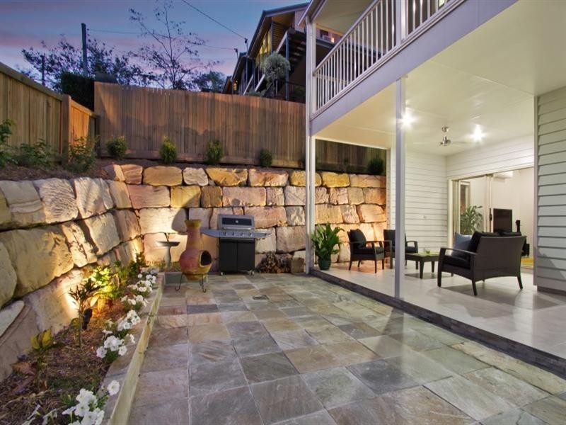 10 Rennie Street, Indooroopilly QLD 4068