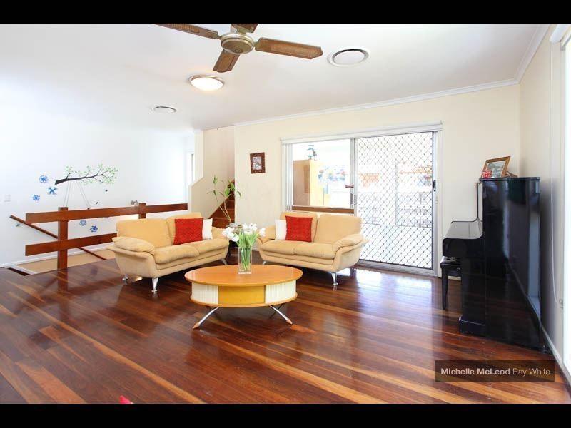 6 Furlong Street, Indooroopilly QLD 4068