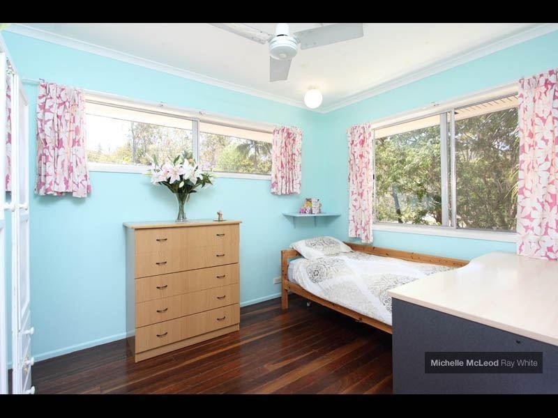 6 Furlong Street, Indooroopilly QLD 4068