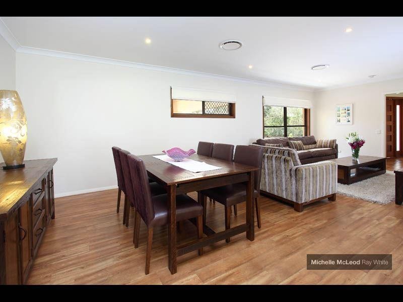 49 Kirkdale Road, Chapel Hill QLD 4069