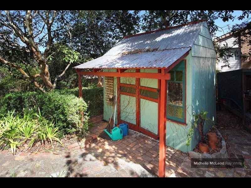 24 Hannah Street, Mount Ommaney QLD 4074