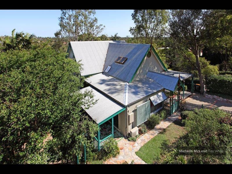 24 Hannah Street, Mount Ommaney QLD 4074