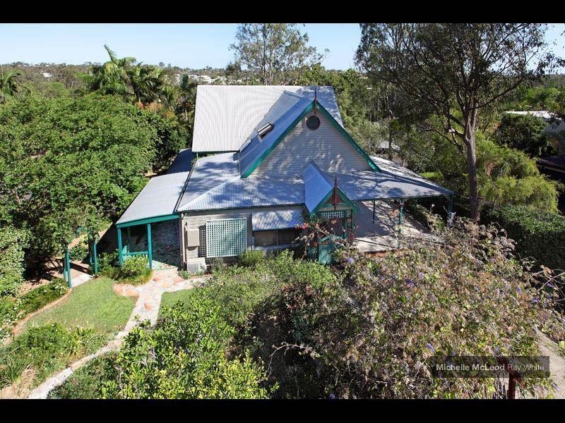 24 Hannah Street, Mount Ommaney QLD 4074