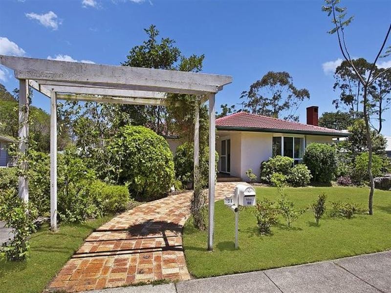 36 Mirbelia Street, Kenmore Hills QLD 4069