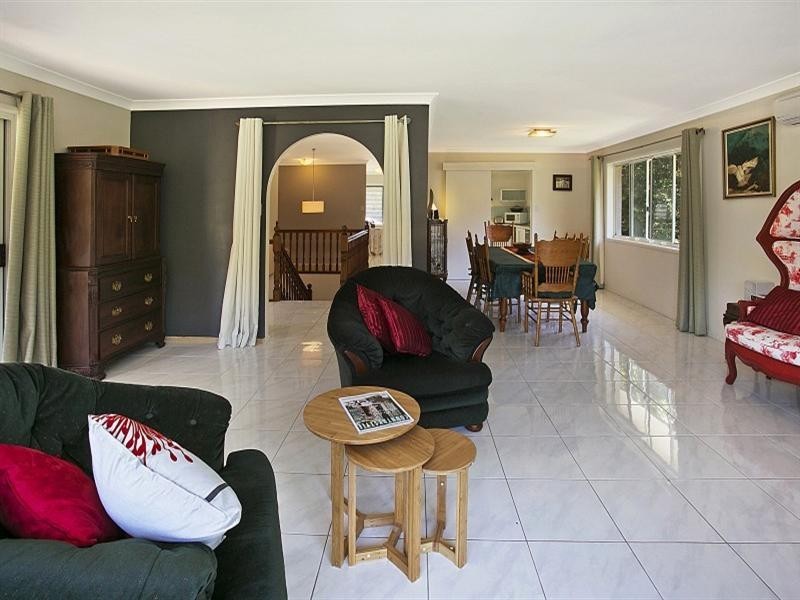 36 Mirbelia Street, Kenmore Hills QLD 4069