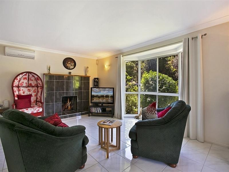 36 Mirbelia Street, Kenmore Hills QLD 4069