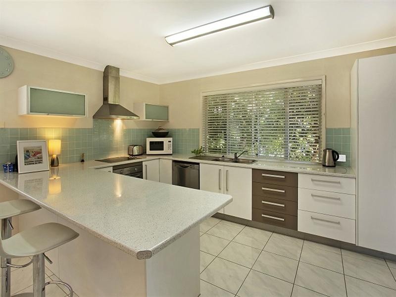 36 Mirbelia Street, Kenmore Hills QLD 4069