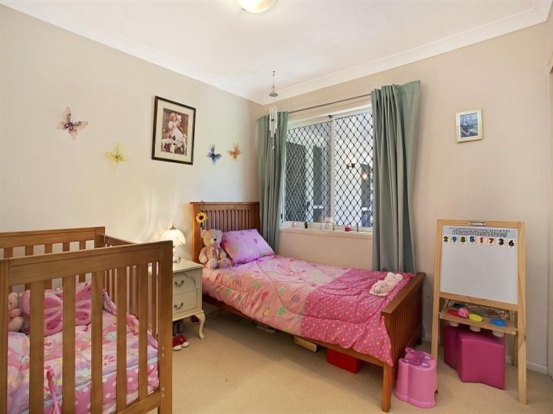 36 Mirbelia Street, Kenmore Hills QLD 4069