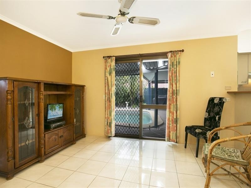 42 Port Street, Jamboree Heights QLD 4074
