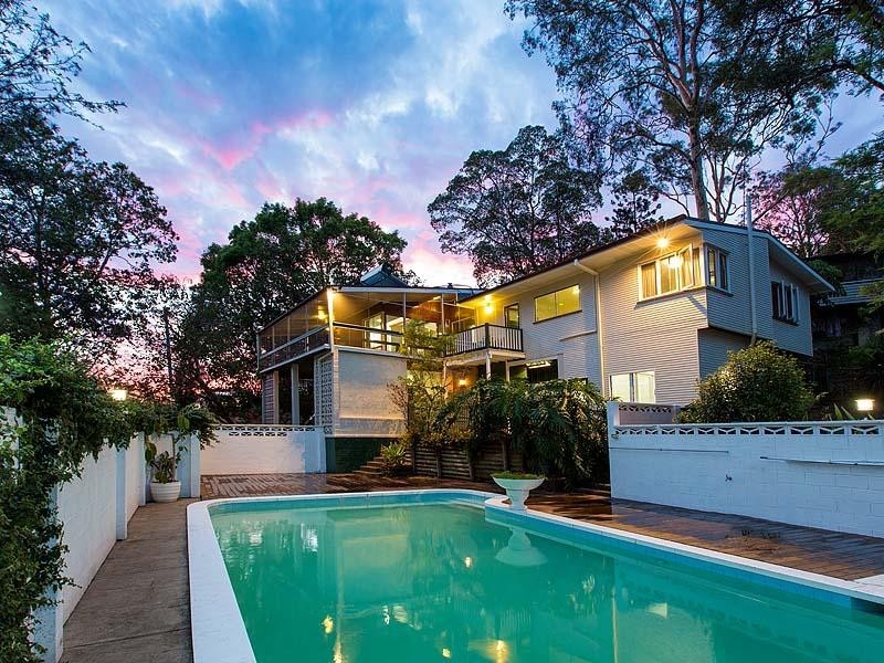 61 Coverdale Street, Indooroopilly QLD 4068