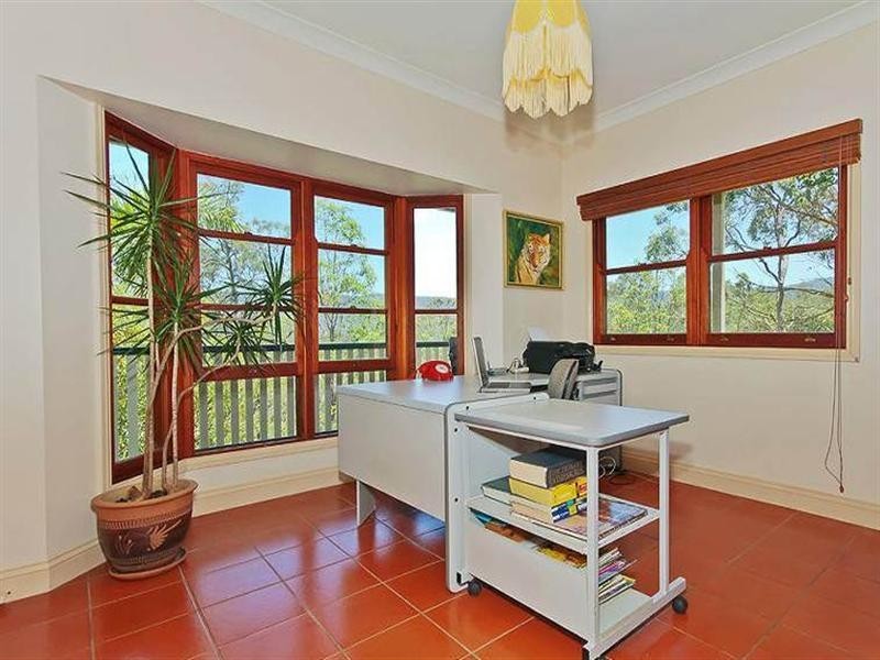 4 Springfield Court, Wights Mountain QLD 4520