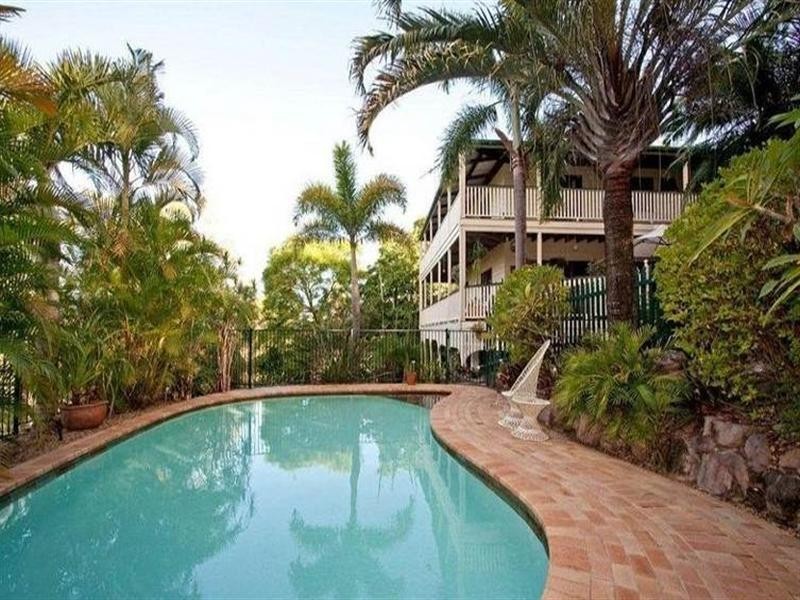 4 Springfield Court, Wights Mountain QLD 4520