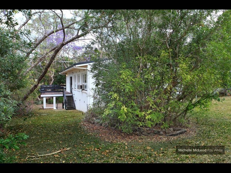 26 Gilruth Road, Kenmore QLD 4069