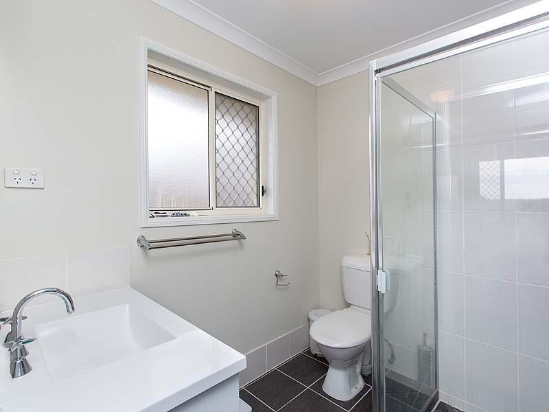22 Regency Crescent, Moggill QLD 4070