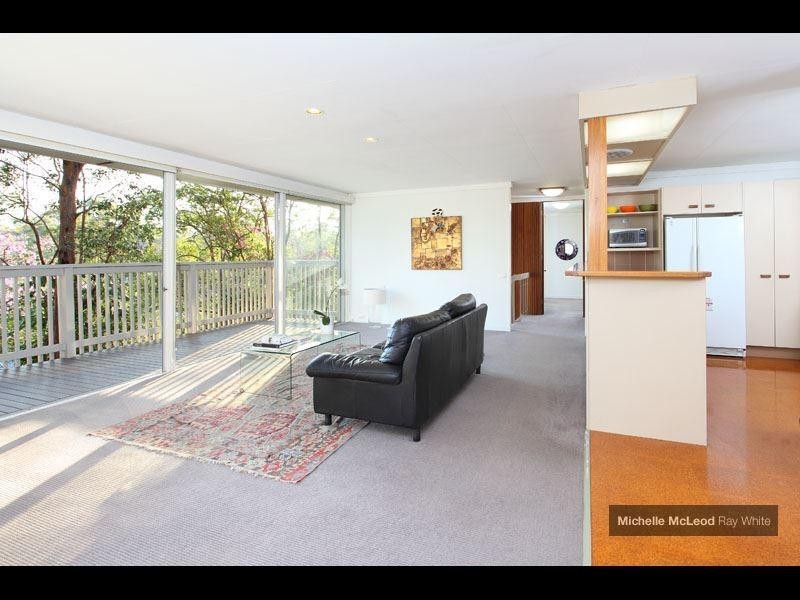 89 Moordale Street, Chapel Hill QLD 4069