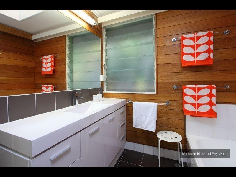 89 Moordale Street, Chapel Hill QLD 4069