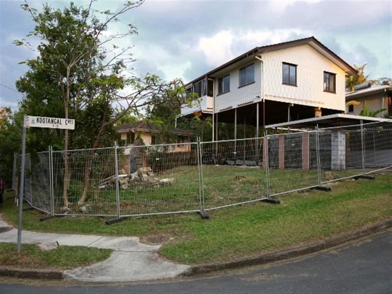 13 Kolora Crescent, Ferny Hills QLD 4055