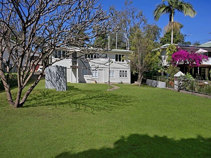 7 Boundary Road, Indooroopilly QLD 4068