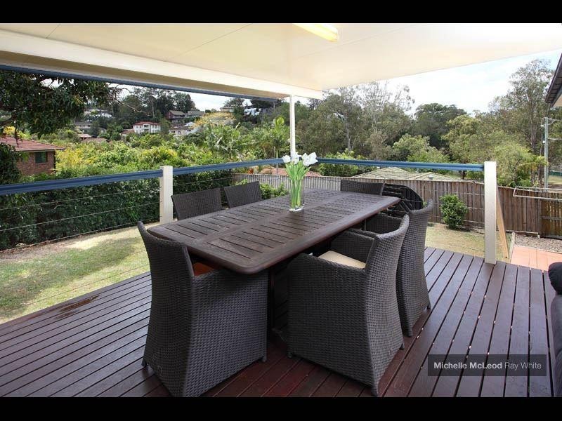 3 Crotty Street, Indooroopilly QLD 4068