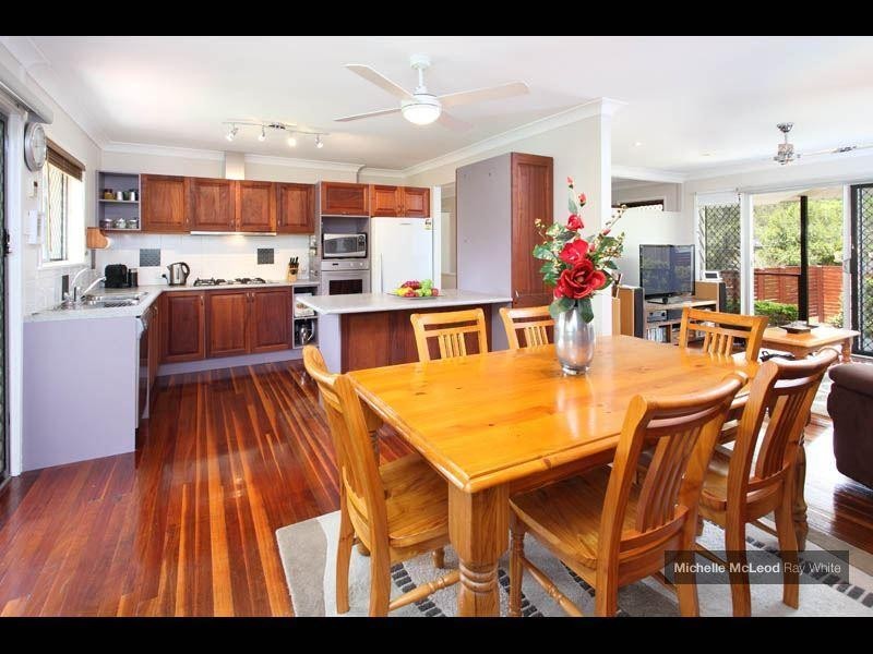 3 Crotty Street, Indooroopilly QLD 4068