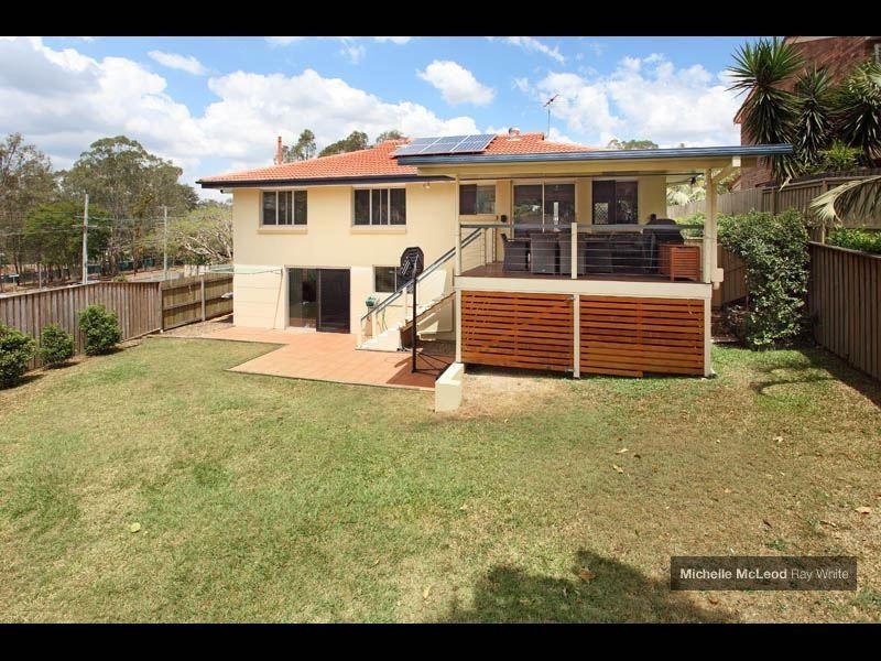3 Crotty Street, Indooroopilly QLD 4068