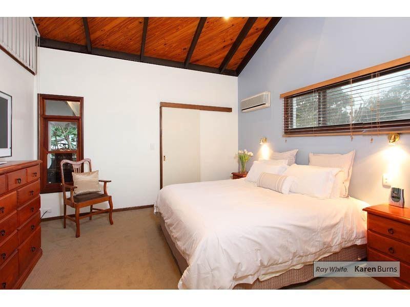 59 Chapel Hill Road, Chapel Hill QLD 4069