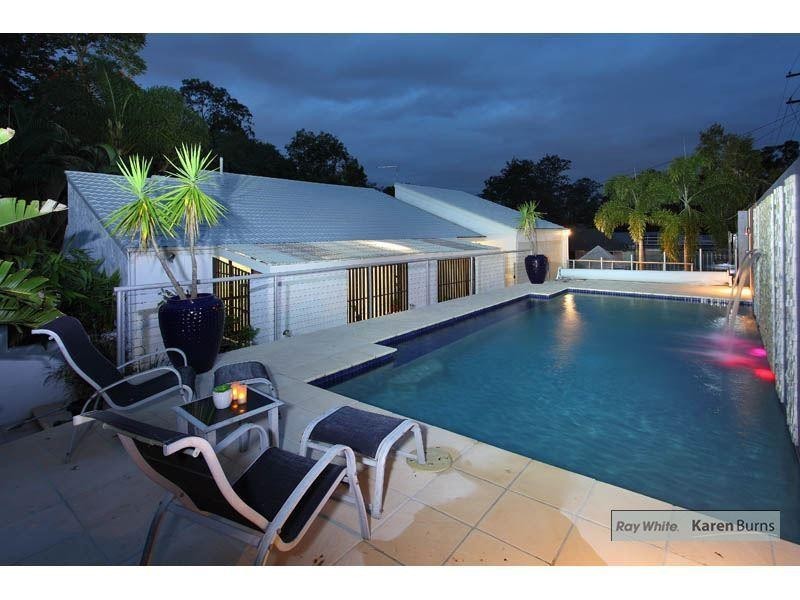 59 Chapel Hill Road, Chapel Hill QLD 4069