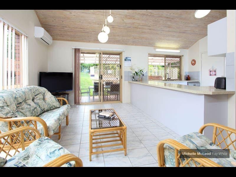 44 Nankoor Street, Chapel Hill QLD 4069